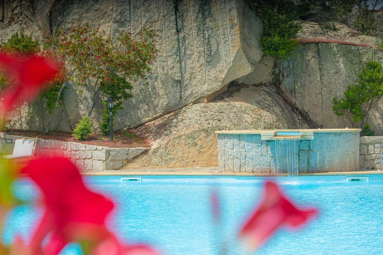 Paghe Eco Luxury Experience Hotel Buddusò Екстериор снимка
