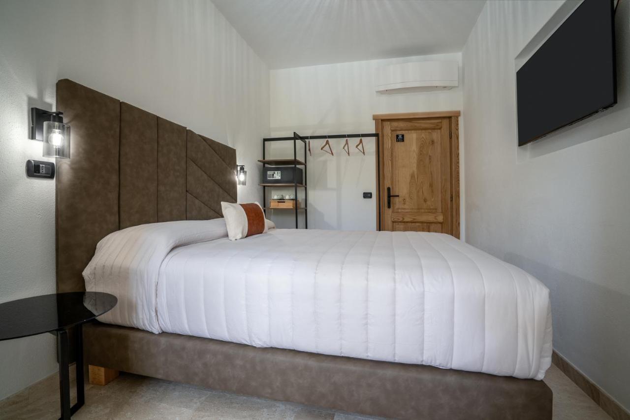 Paghe Eco Luxury Experience Hotel Buddusò Екстериор снимка